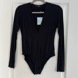 Missguided Longsleeved Deep V-neck Bodysuit